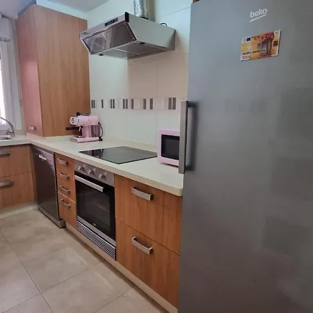 Duplex Con Terraza Cerca De La Playa Apartment *